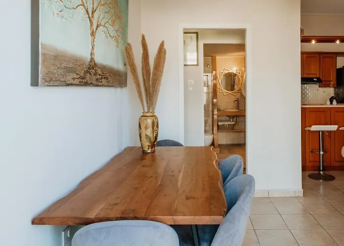 Апартаменты Cozy Мессиния